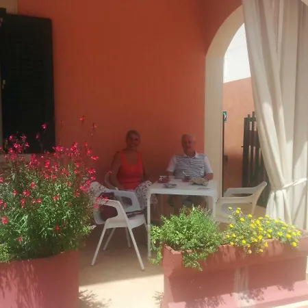 Hotel La Dolce Vita 2*